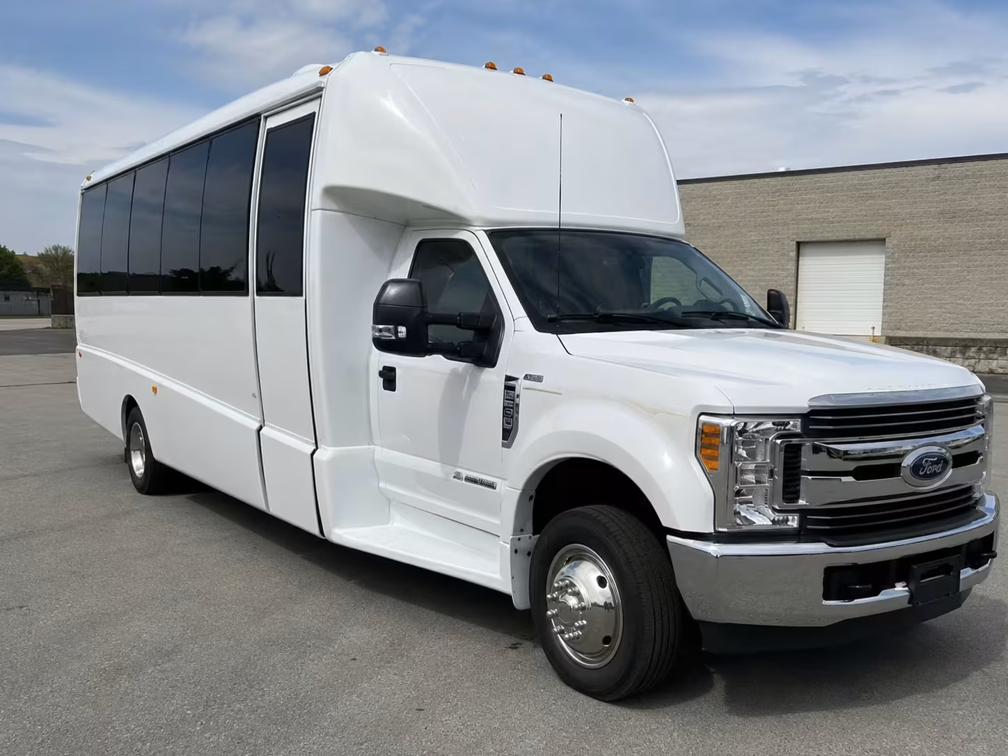 employee shuttle services in montebello